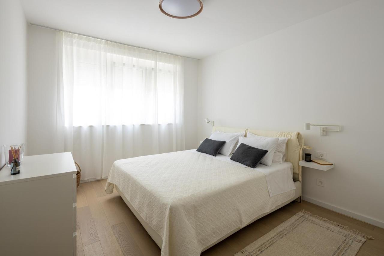 Apartment Nova 4* Dugi Rat Zewnętrze zdjęcie