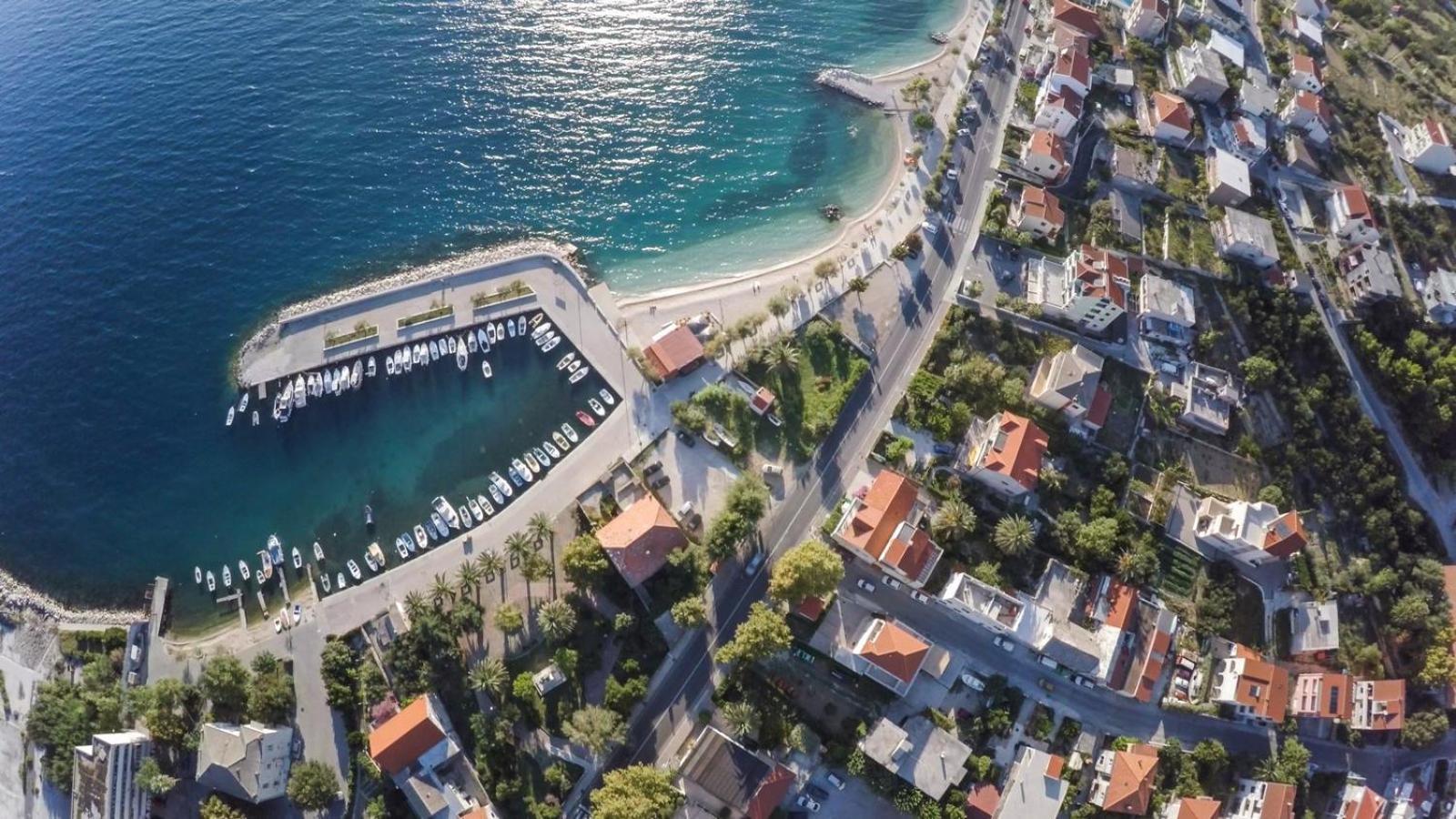 Apartment Nova 4* Dugi Rat Zewnętrze zdjęcie